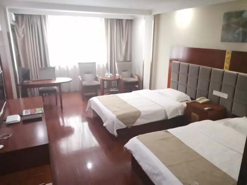 Greentree Inn Zhejiang Taizhou Tiantai Bus Station Express Hotel מראה חיצוני תמונה