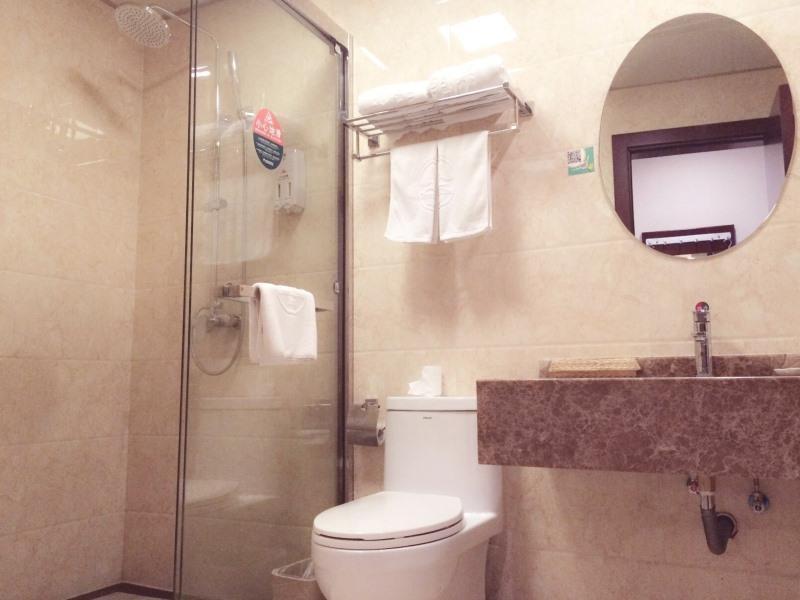 Greentree Inn Zhejiang Taizhou Tiantai Bus Station Express Hotel מראה חיצוני תמונה