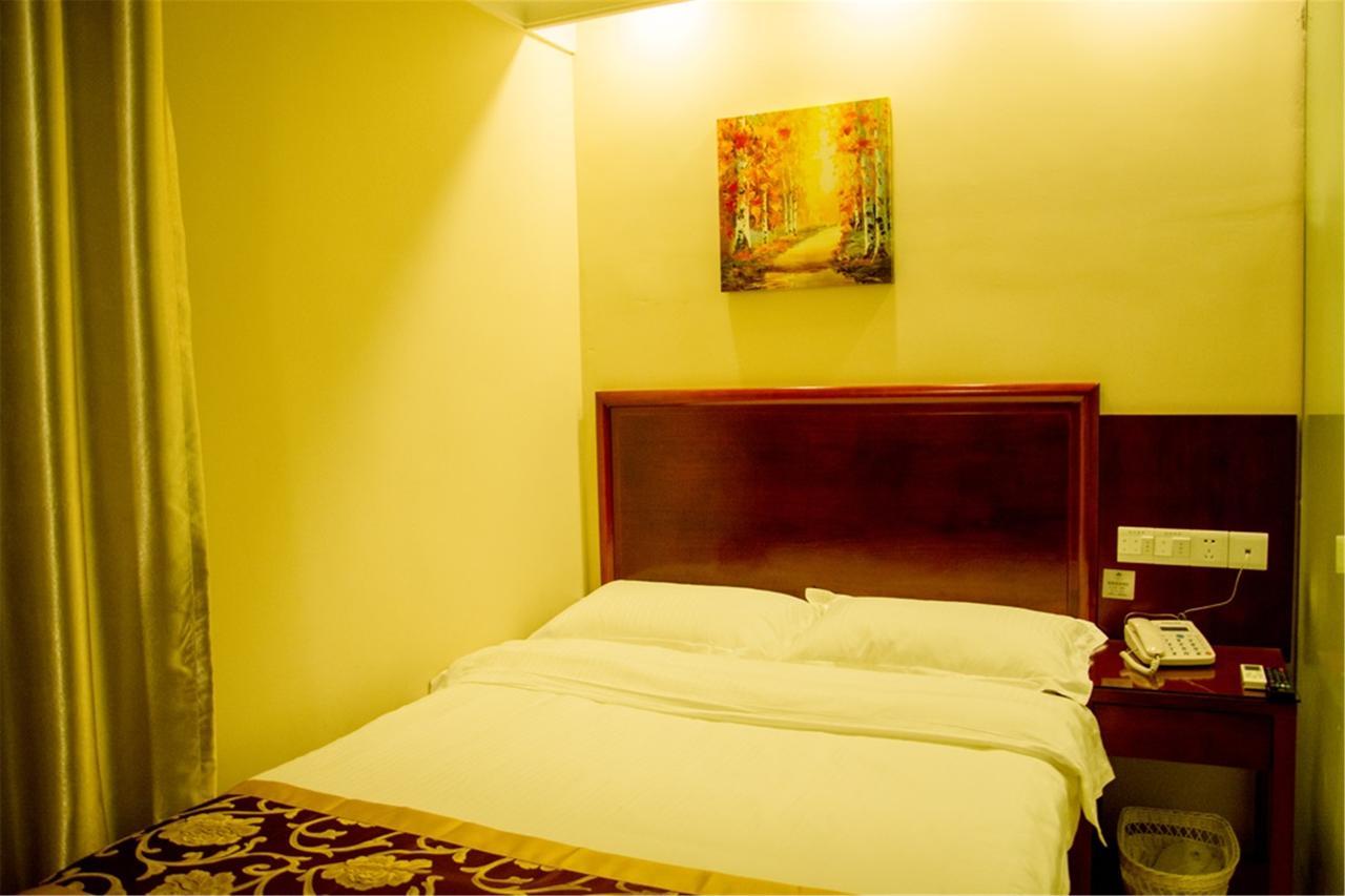 Greentree Inn Zhejiang Taizhou Tiantai Bus Station Express Hotel מראה חיצוני תמונה