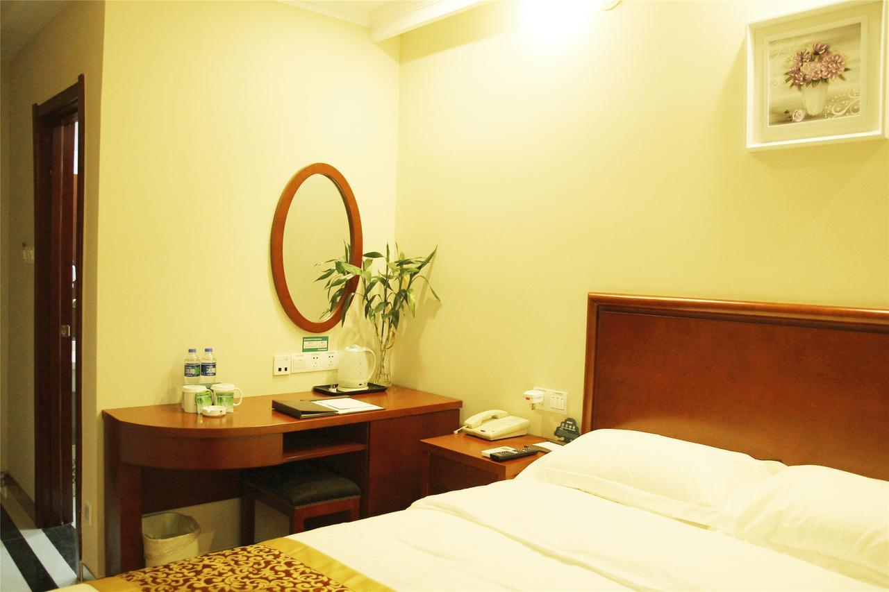 Greentree Inn Zhejiang Taizhou Tiantai Bus Station Express Hotel מראה חיצוני תמונה