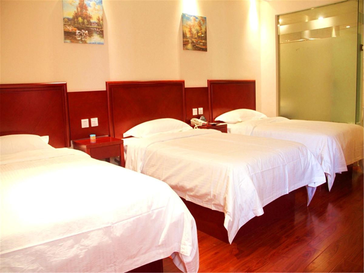 Greentree Inn Zhejiang Taizhou Tiantai Bus Station Express Hotel מראה חיצוני תמונה