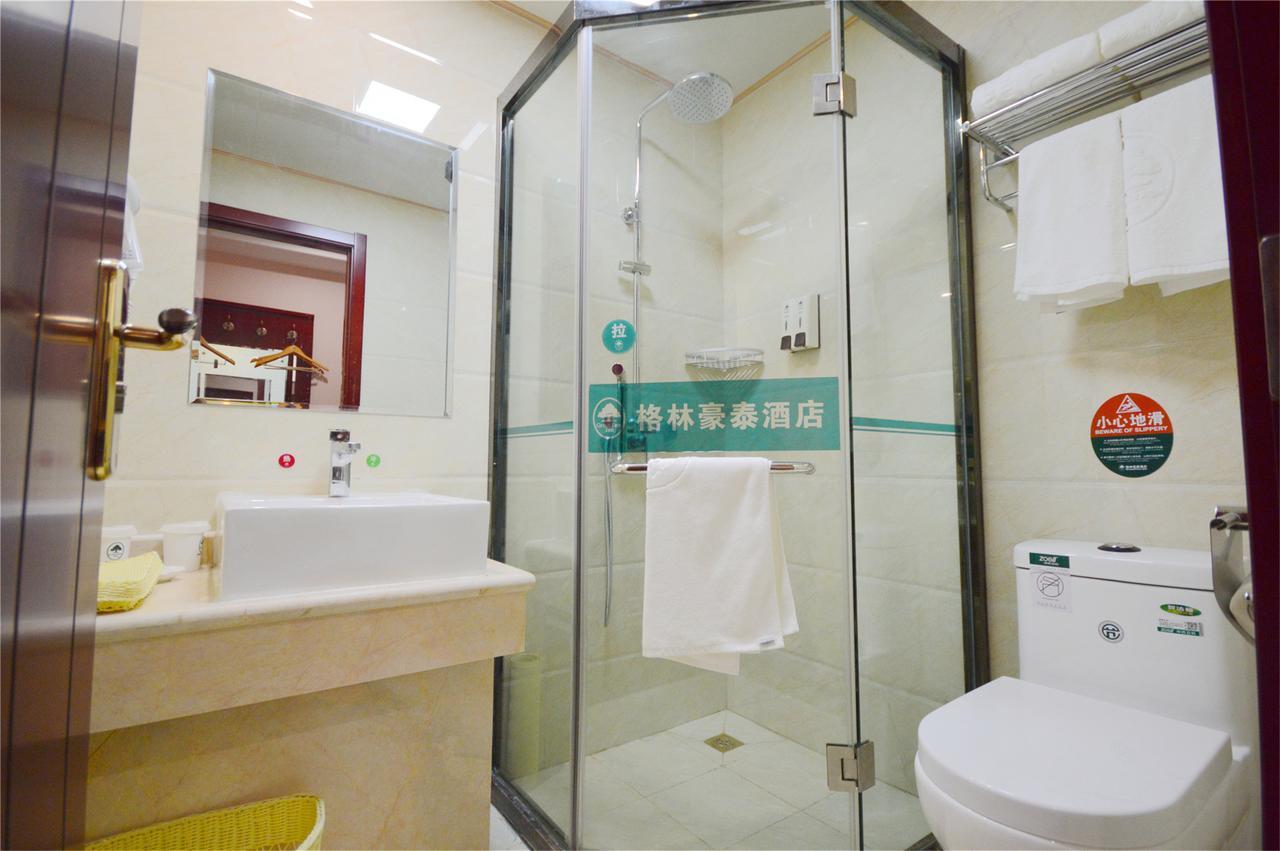 Greentree Inn Zhejiang Taizhou Tiantai Bus Station Express Hotel מראה חיצוני תמונה